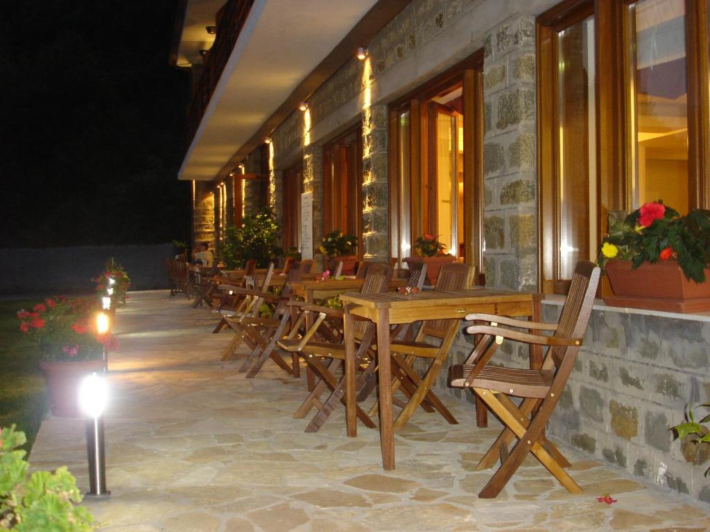 Elatou Hotel Ano Chora Ngoại thất bức ảnh